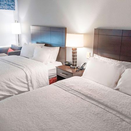 Hampton Inn Kinston Buitenkant foto